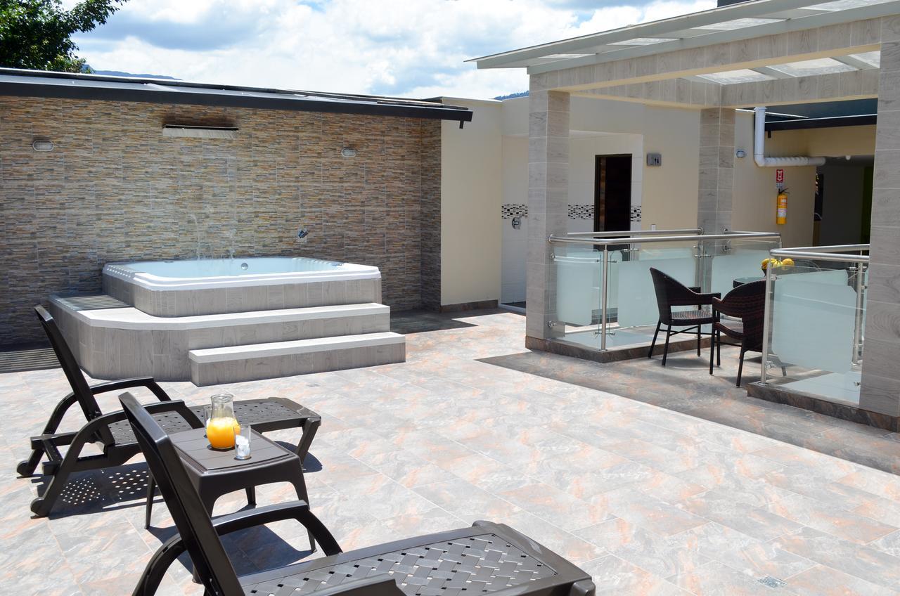 Hotel Parque 70 Μεντεγίν Εξωτερικό φωτογραφία