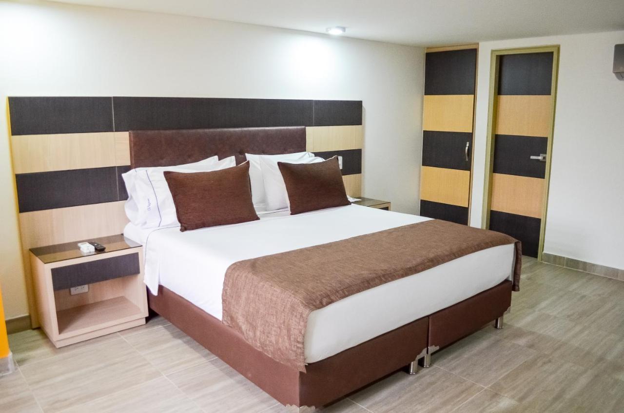 Hotel Parque 70 Μεντεγίν Εξωτερικό φωτογραφία