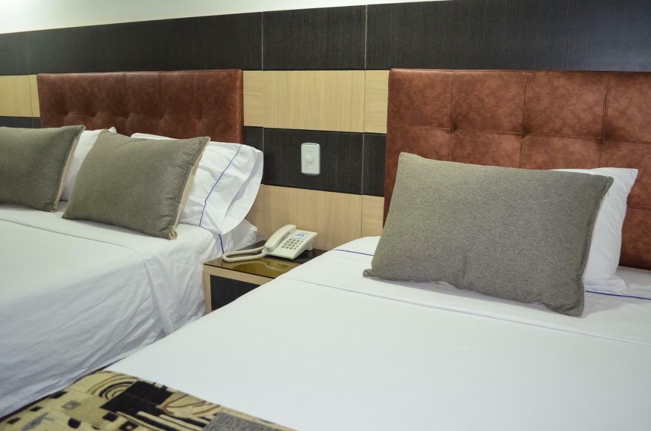 Hotel Parque 70 Μεντεγίν Εξωτερικό φωτογραφία