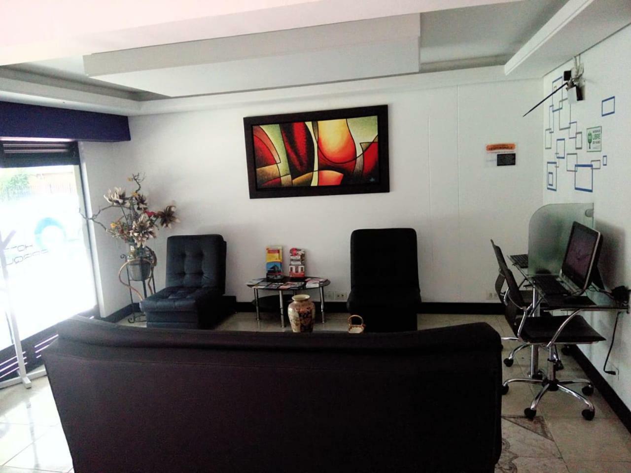 Hotel Parque 70 Μεντεγίν Εξωτερικό φωτογραφία